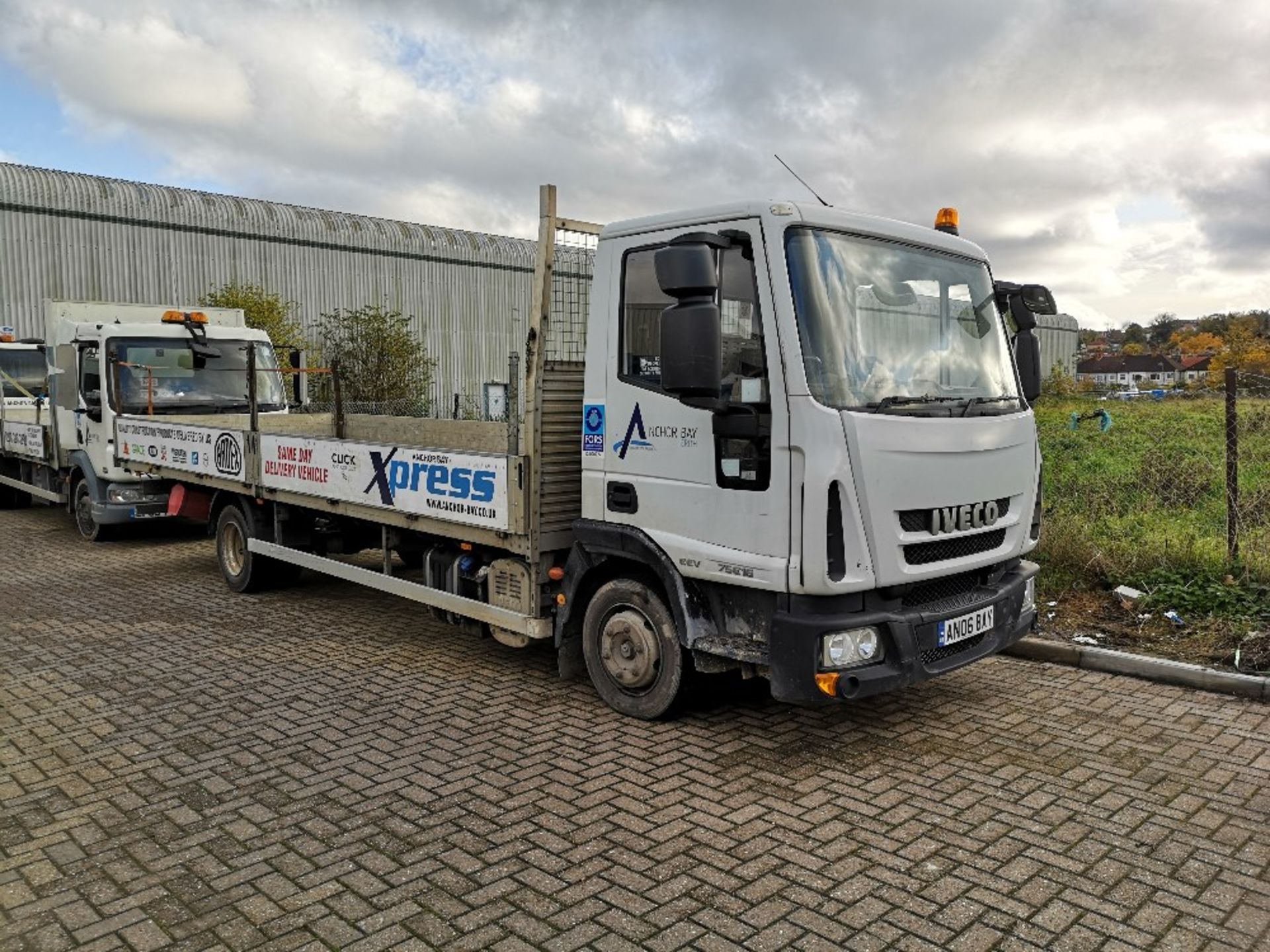 IVECO Eurocargo 75e16 day cab 7.5t automatic dropside truck, Registration No. AN06 BAY - Image 10 of 14