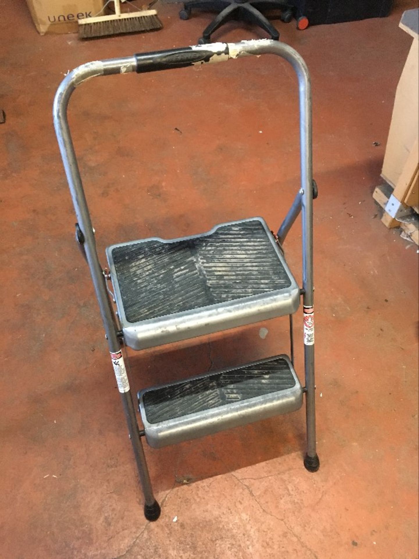 Various step ladders and mobile work seat - Image 4 of 4