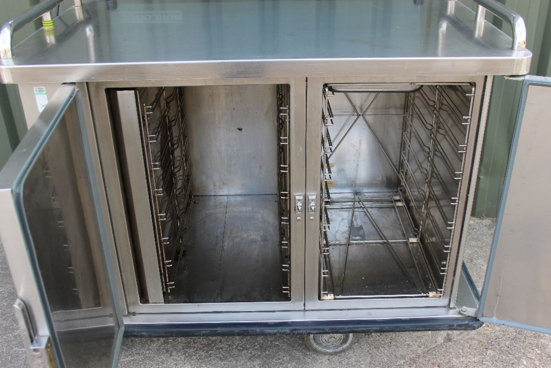 Multigen Burlodge Mobile Hot Cupboard / Serving Trolley   Tray Storage below -1ph - Bild 2 aus 4