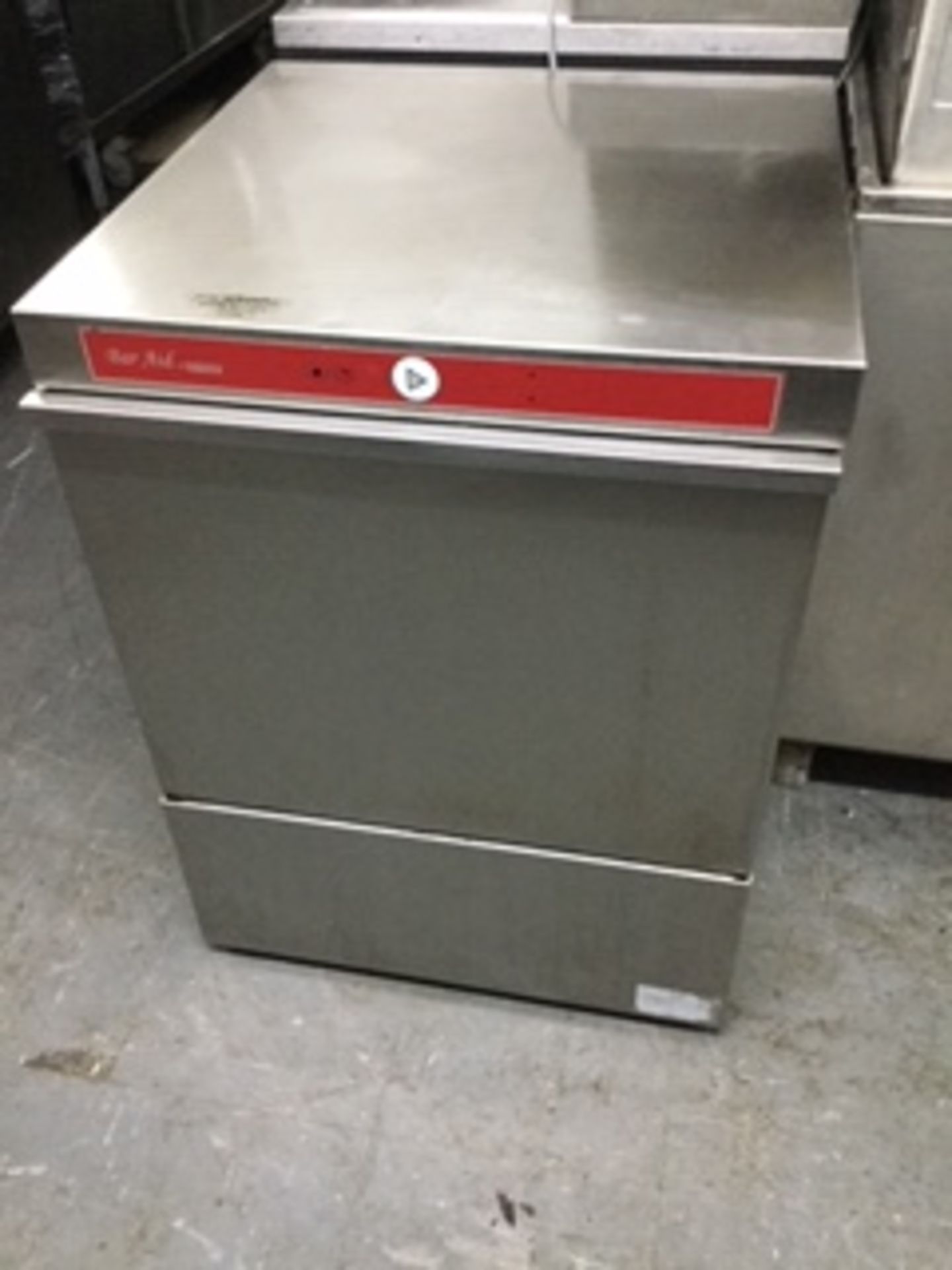 Hobart Under Counter Glass / Dish Washer – NO VAT