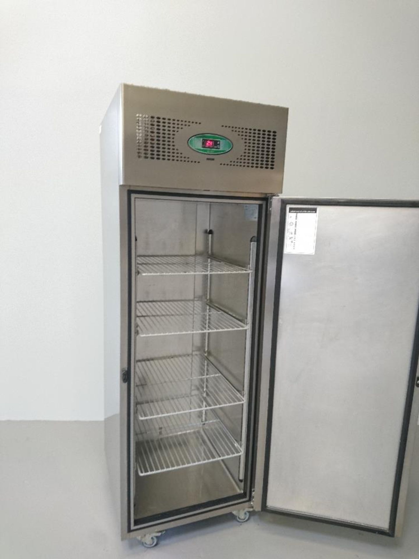 Foster Stainless Steel Catering Fridge 230v – 4 ShelvesH200cmxD75cmxW60 cm - Image 2 of 2