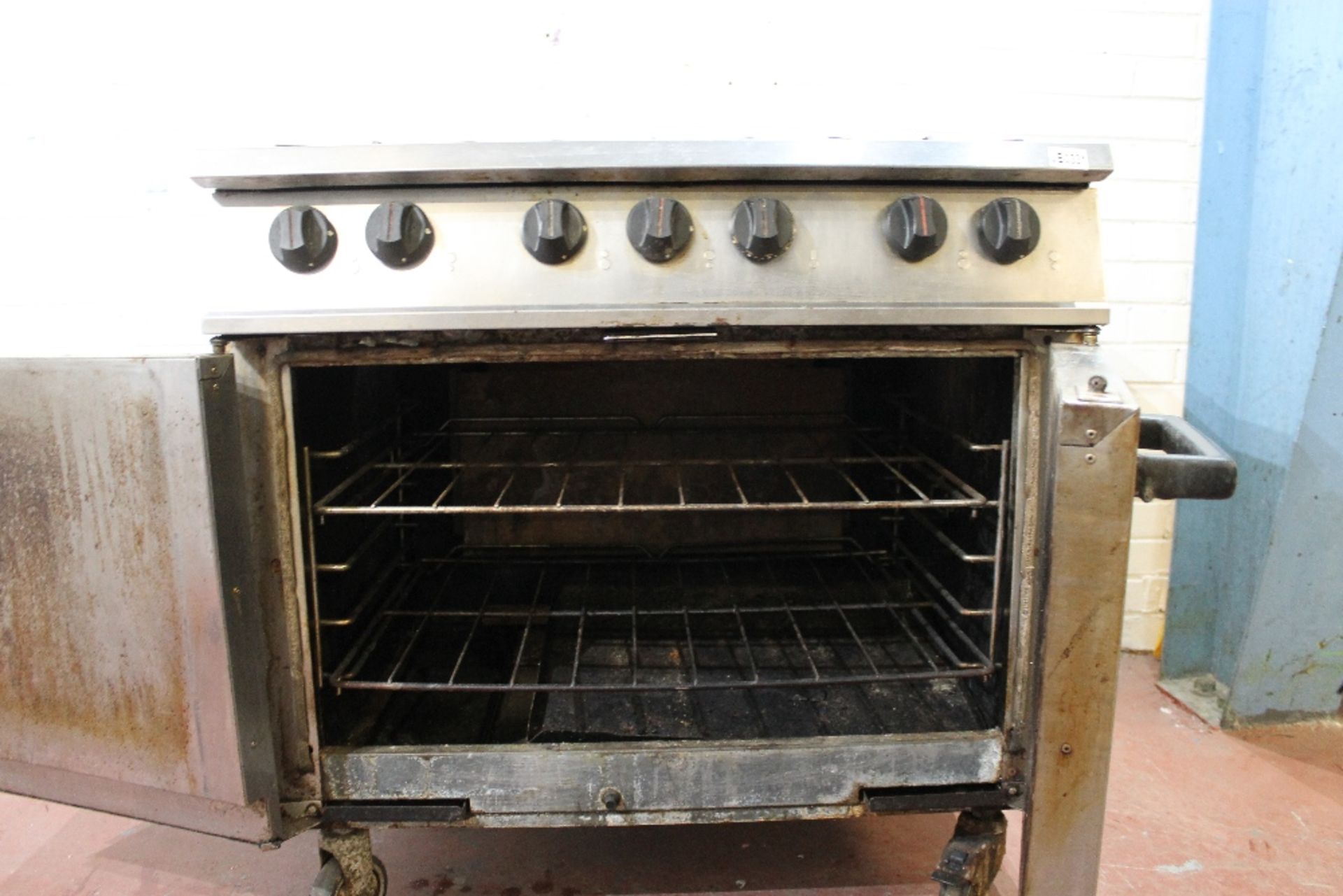 Falcon Dominator Six Burner Gas Cooker & Double Oven - Image 3 of 3