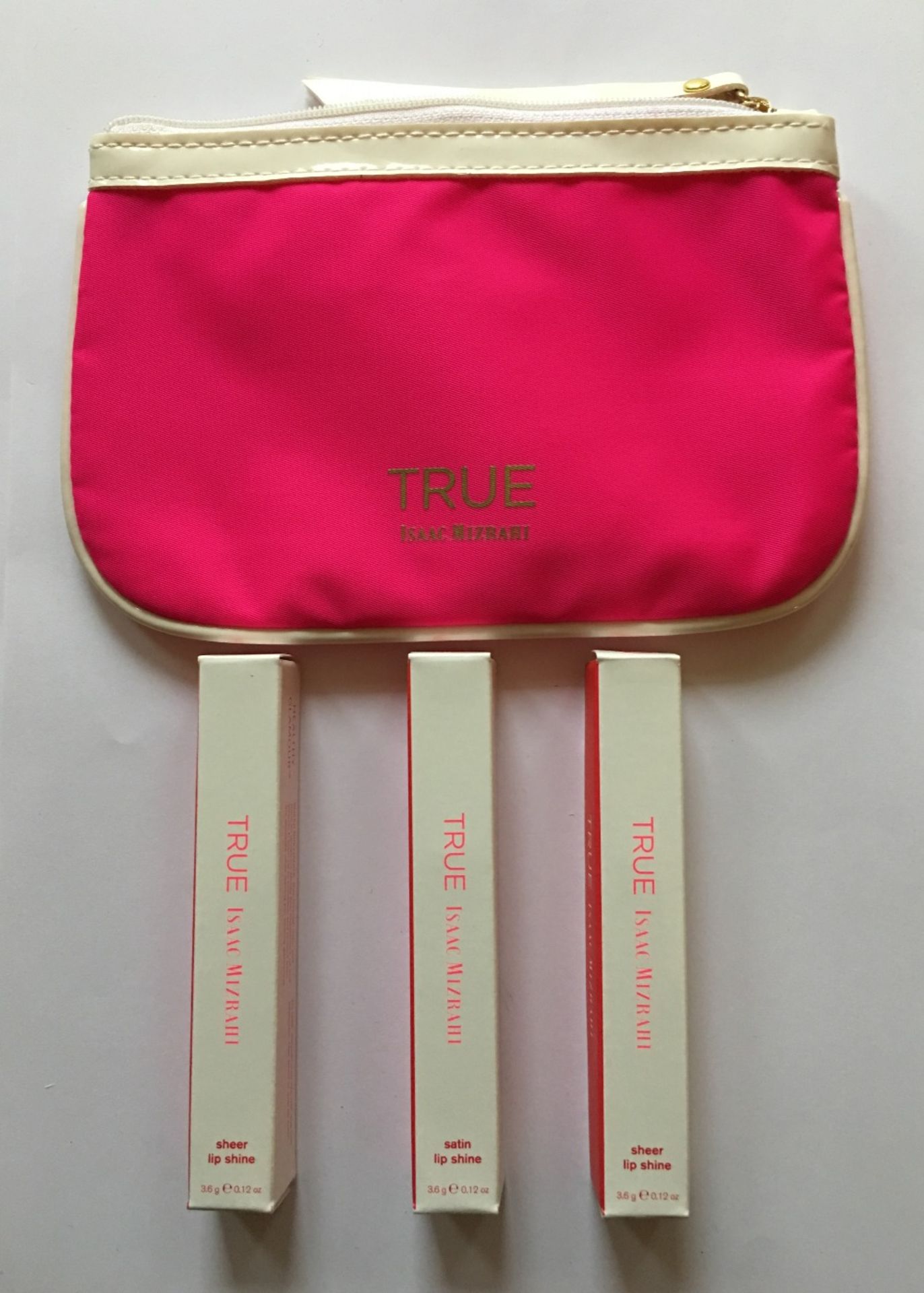 100 x True by issac Mizrahi 3 item gift set –12 - Each set is individually packed in a padded