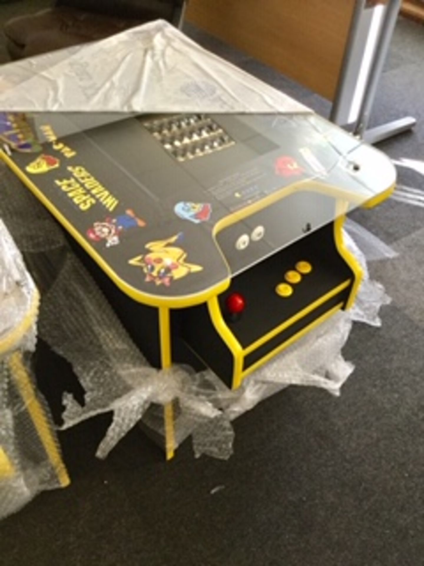 Brand New Space Invaders Machine with 60 Classic Arcade Games Installed – Pac-Man , Donkey Kong