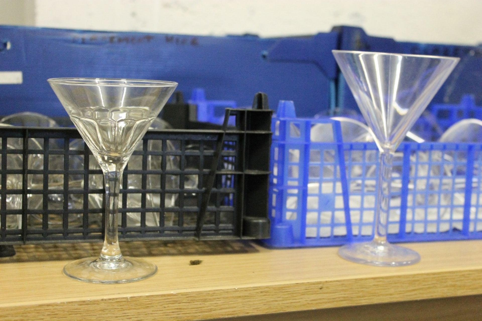 Quantity Glass & Plastic Martini Glasses + Large number of Glass Tea Lights - Image 2 of 3