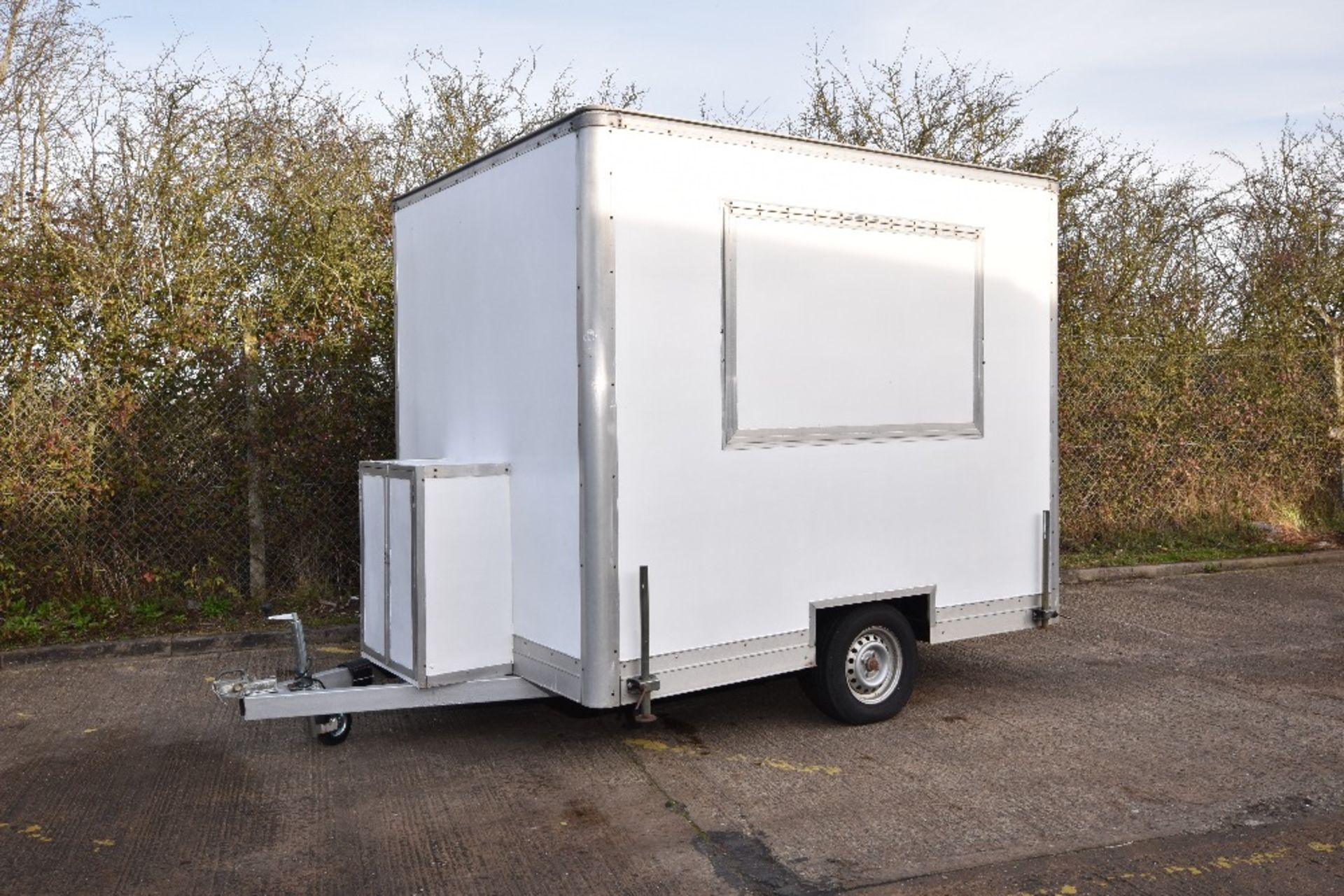 Catering Trailer 9” x 7” – White - completely refurbished - NO VAT Fitted out for Jacket Potatoes - Image 3 of 12