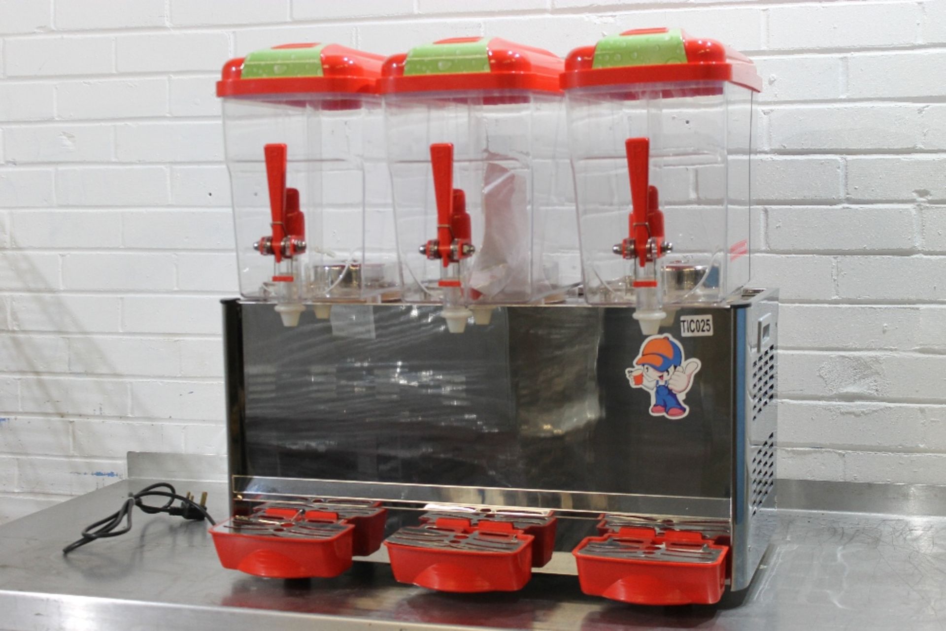 3 Flavours Refrigerated Juice / Drinks Dispenser - Image 2 of 2
