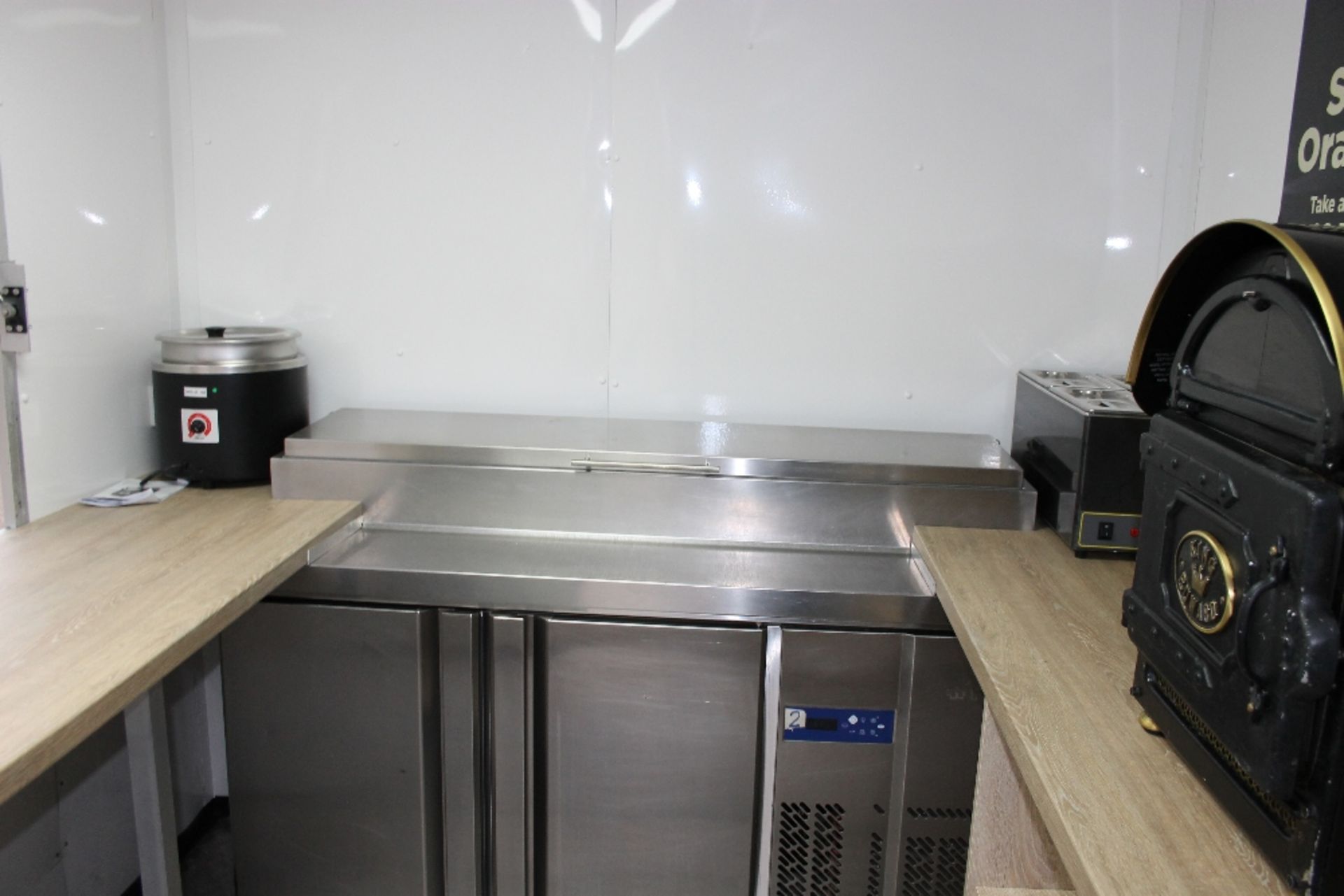 Catering Trailer – White 9” x 7” – completely refurbished, fitted out for Jacket Potatoes Soup & - Image 14 of 17
