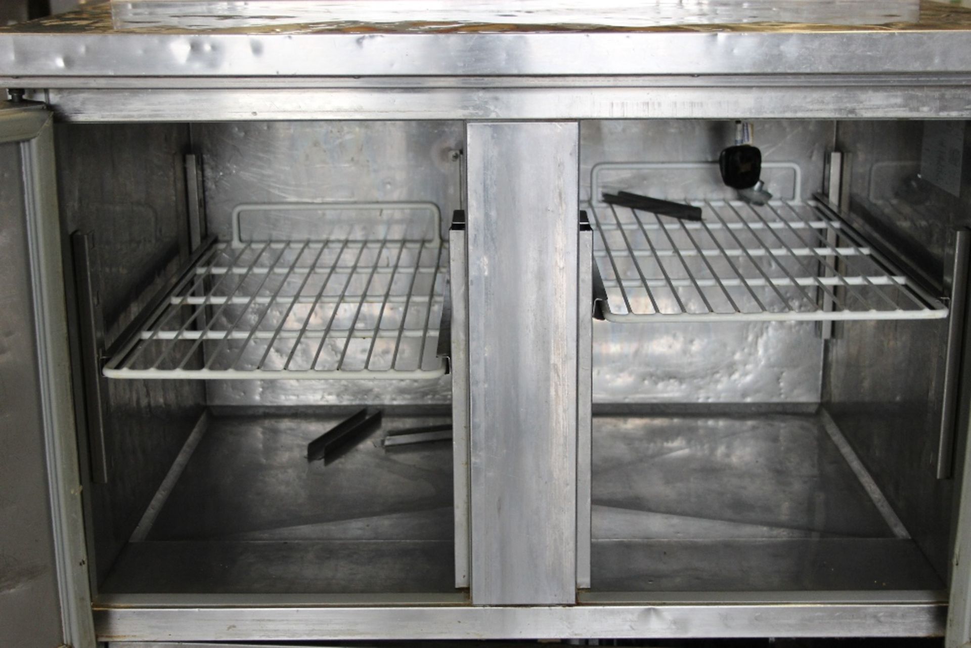 Genfrost PZ200 Stainless Steel 2 Door Pizza /Salad Prep Fridge -1ph- 2 Shelves - loose panel to - Image 2 of 4