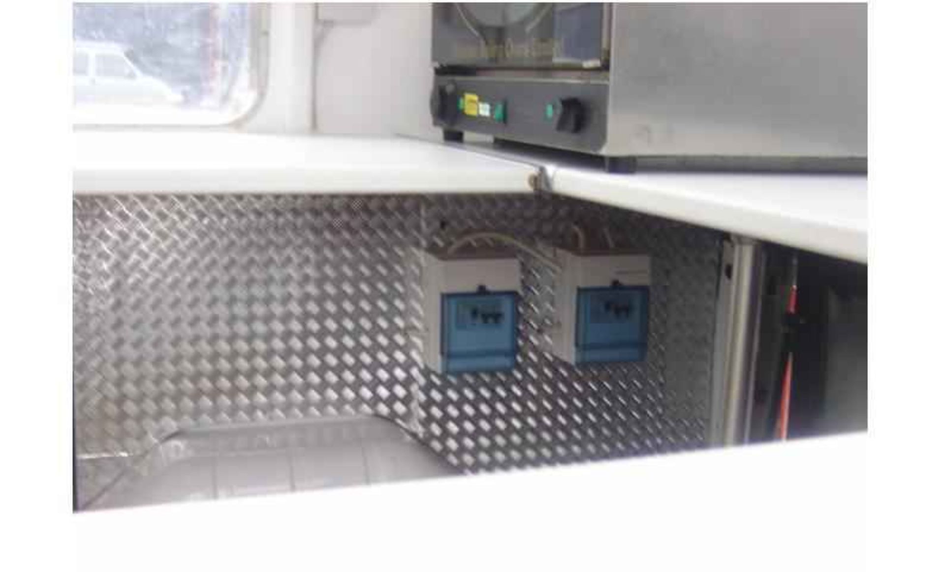 Ford Transit MK7 Soft Ice Cream Van – 2007 – Diesel – 119,000 MilesElectric windows, Central - Image 7 of 8