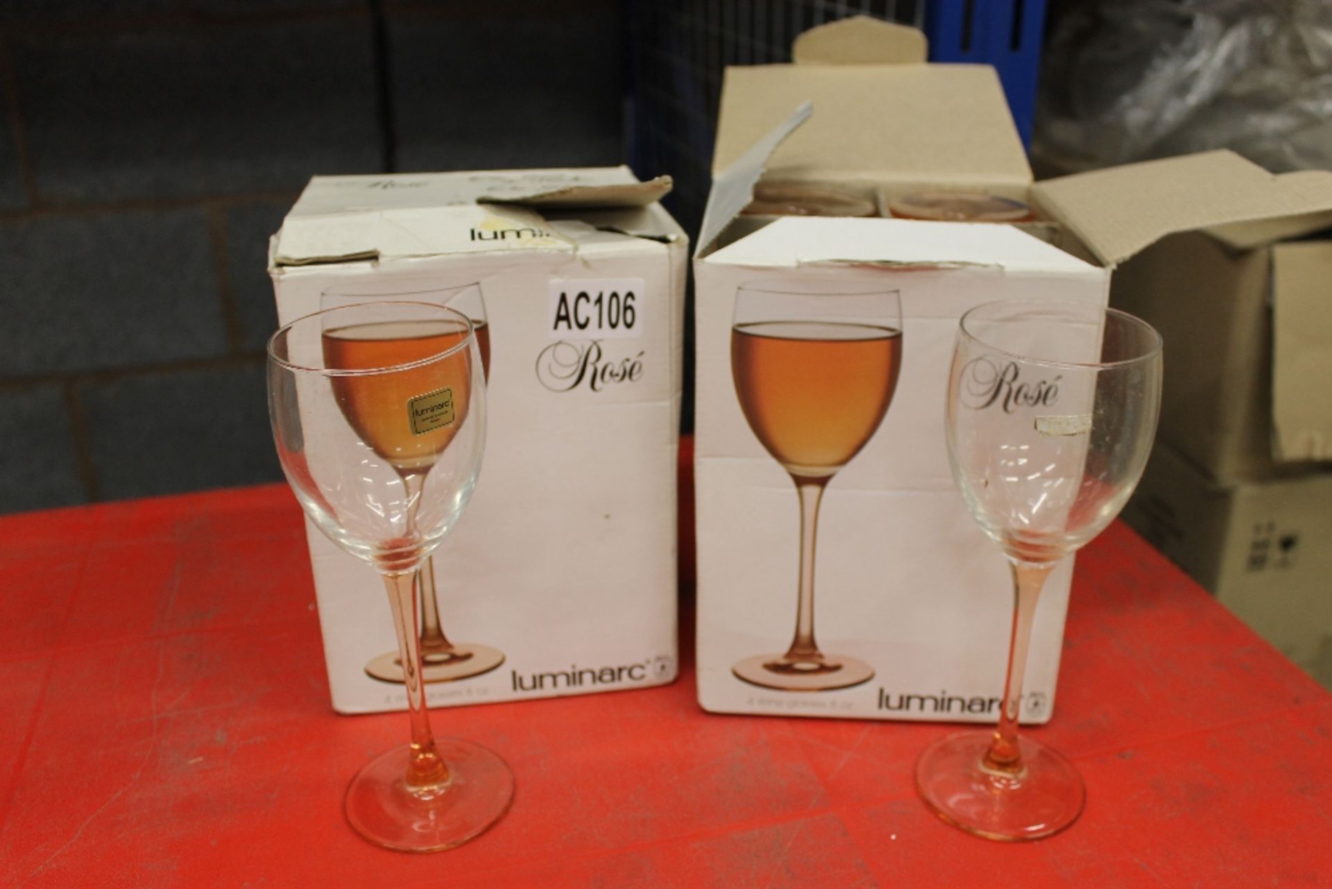 8 x Luminarc Rose Wine Glasses - Image 2 of 2