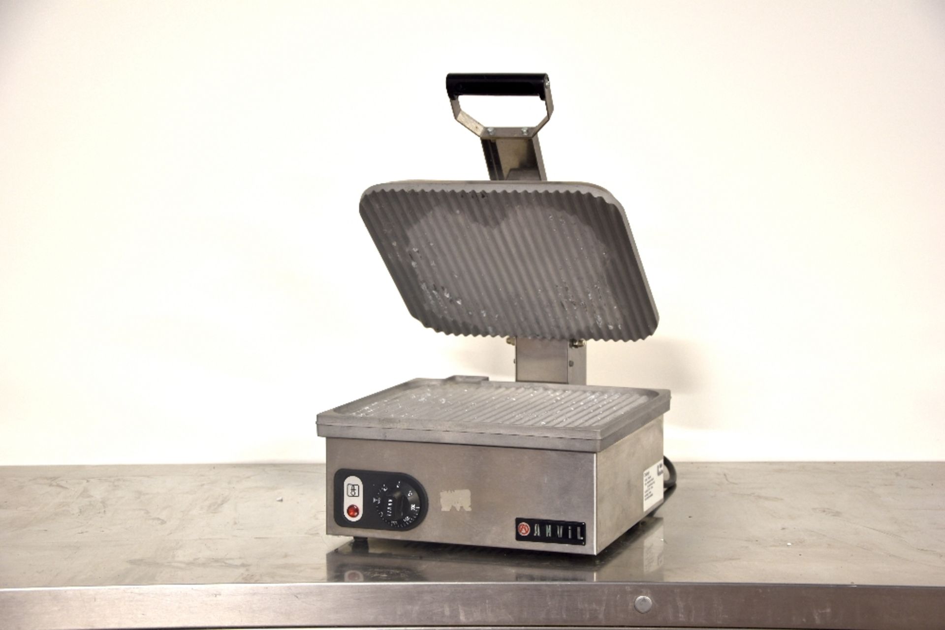 Anvil Single Panini Grill -Ribbed -1ph- Tested Working