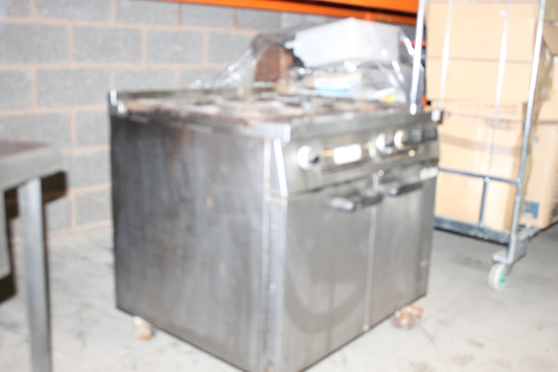 Six Burner Gas Cooker + Double Oven – wheels need replacing - Image 2 of 3
