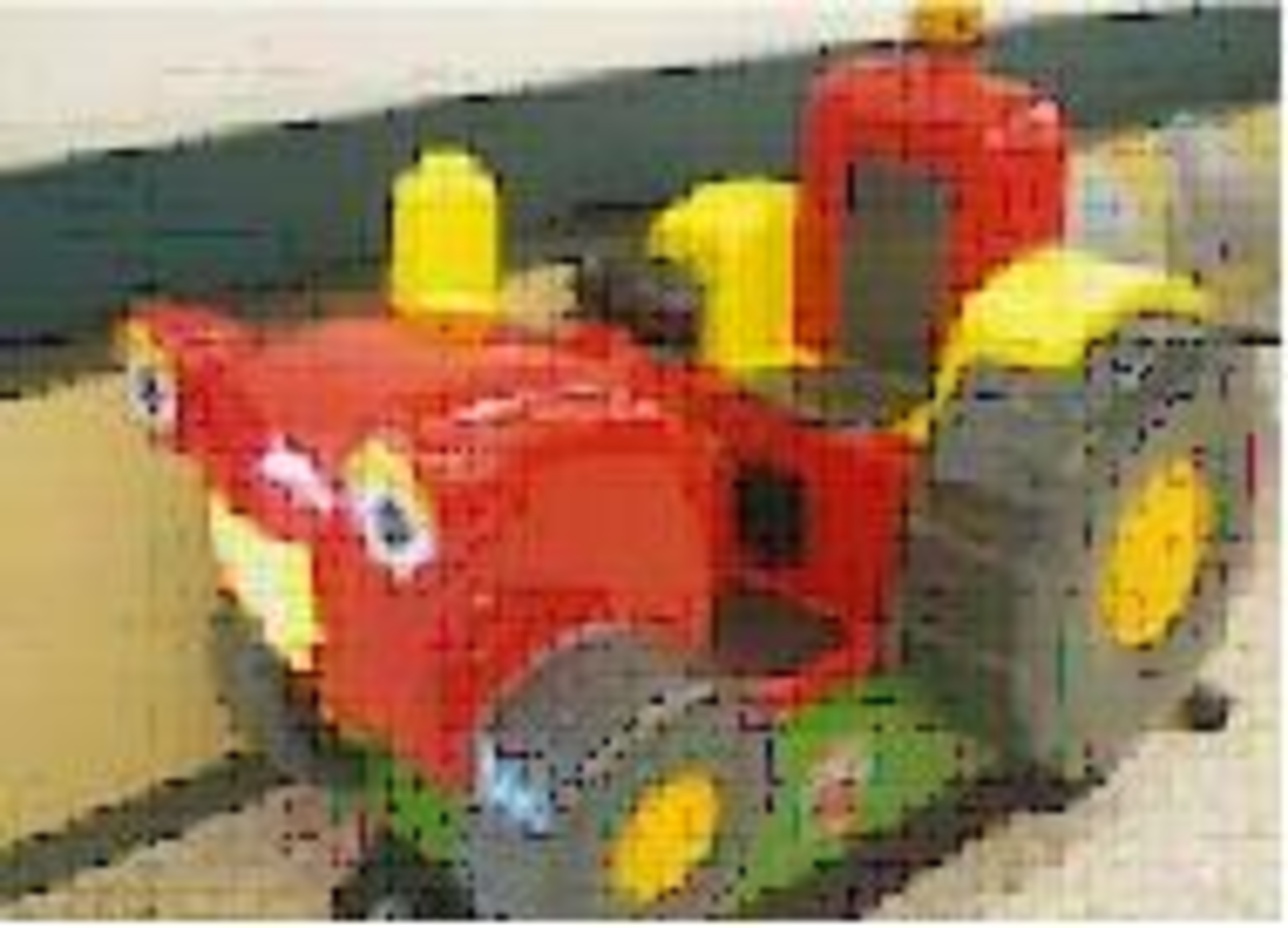 Tractor Tom Child Ride – End of Lease machine – Ideal for nursery etcSold as Seen – Not Tested