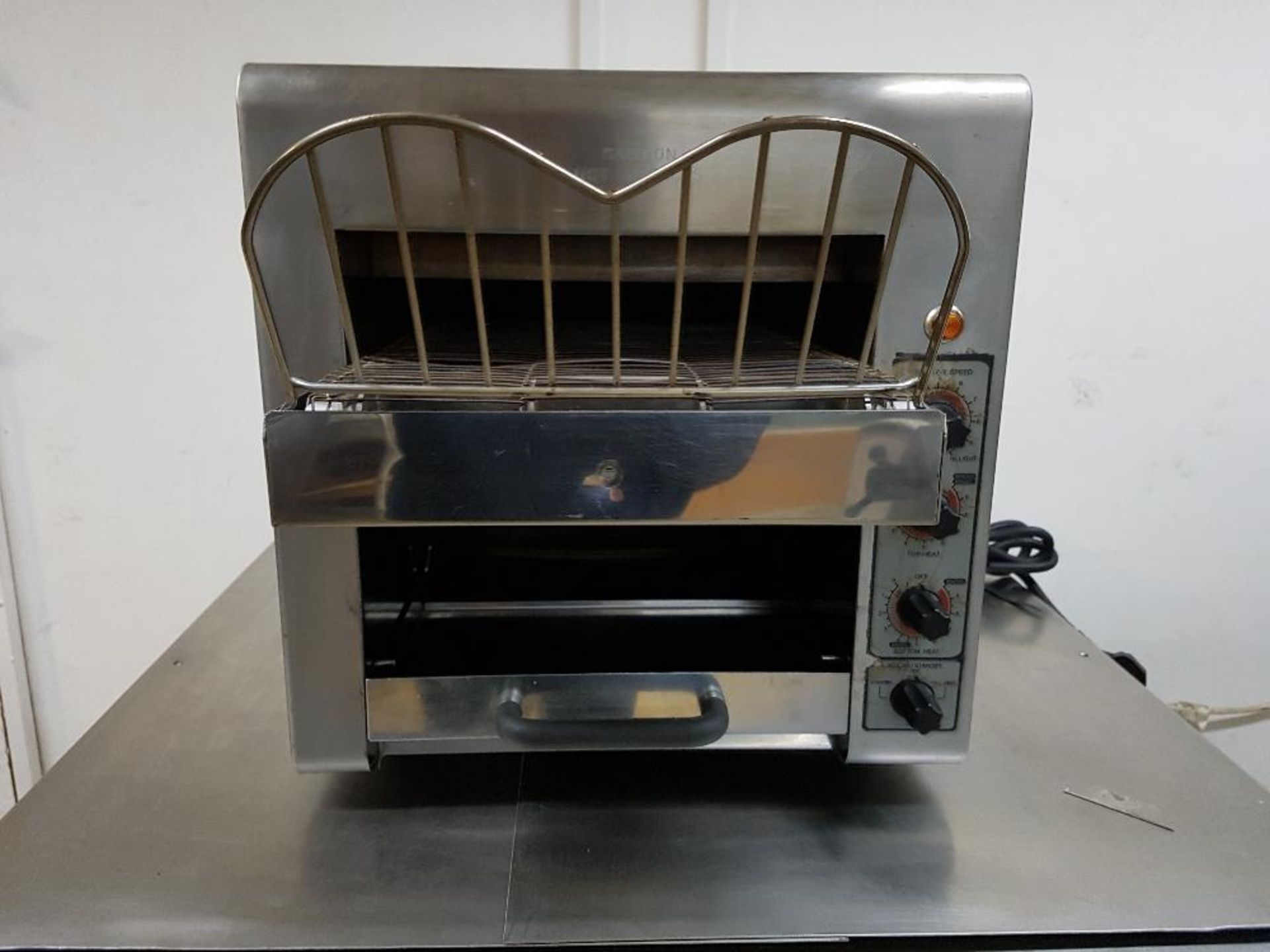 Dualit Electric Conveyor Toaster , Clean, Working Condition -1phW370mm x D560mm x H370mm - Buyer