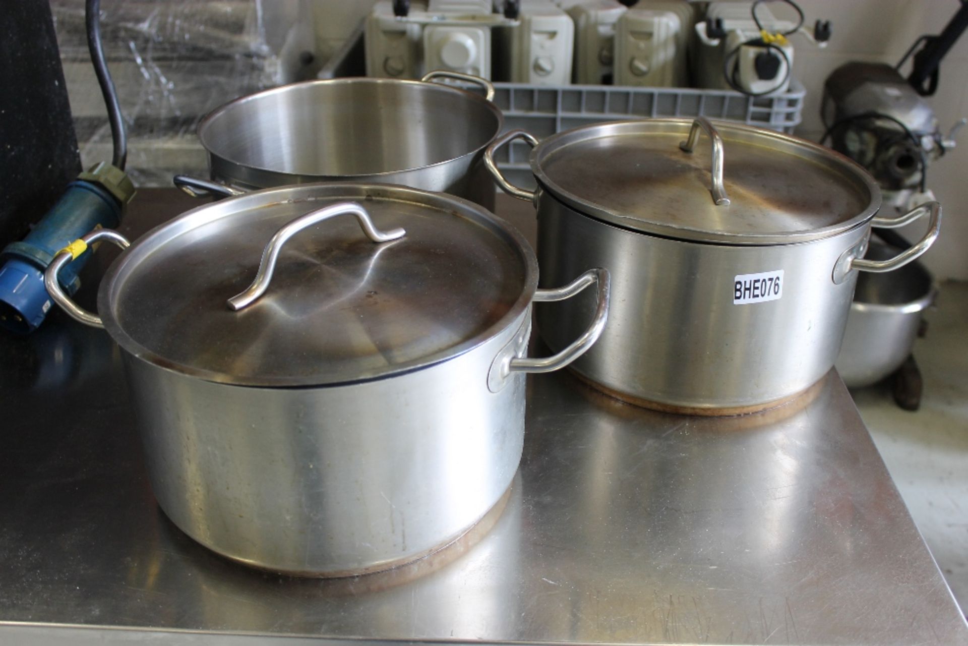 3 x Vogue Large Stainless-Steel Cooking Pots with 2 Lids