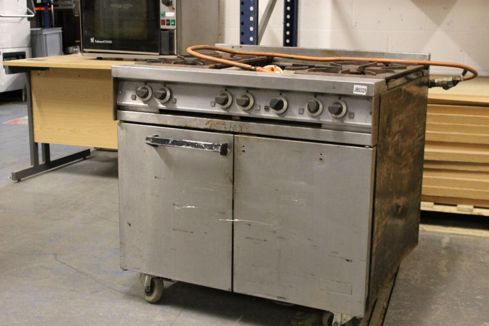 Six Burner LPG Gas Burner + Double Oven - Missing Plate