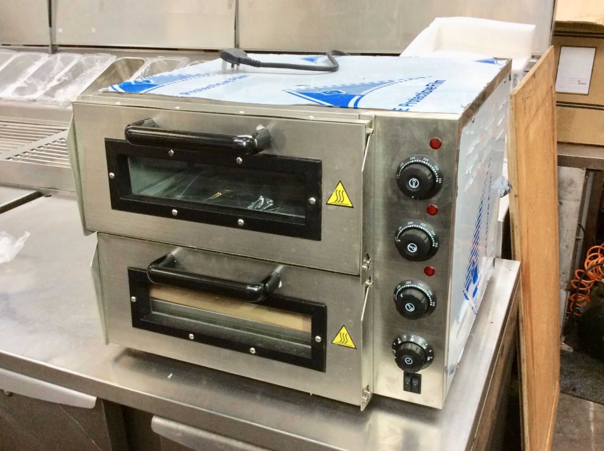 New & Boxed Double Deck Electric Pizza Oven – Stone Bake - NO VAT - Image 2 of 3