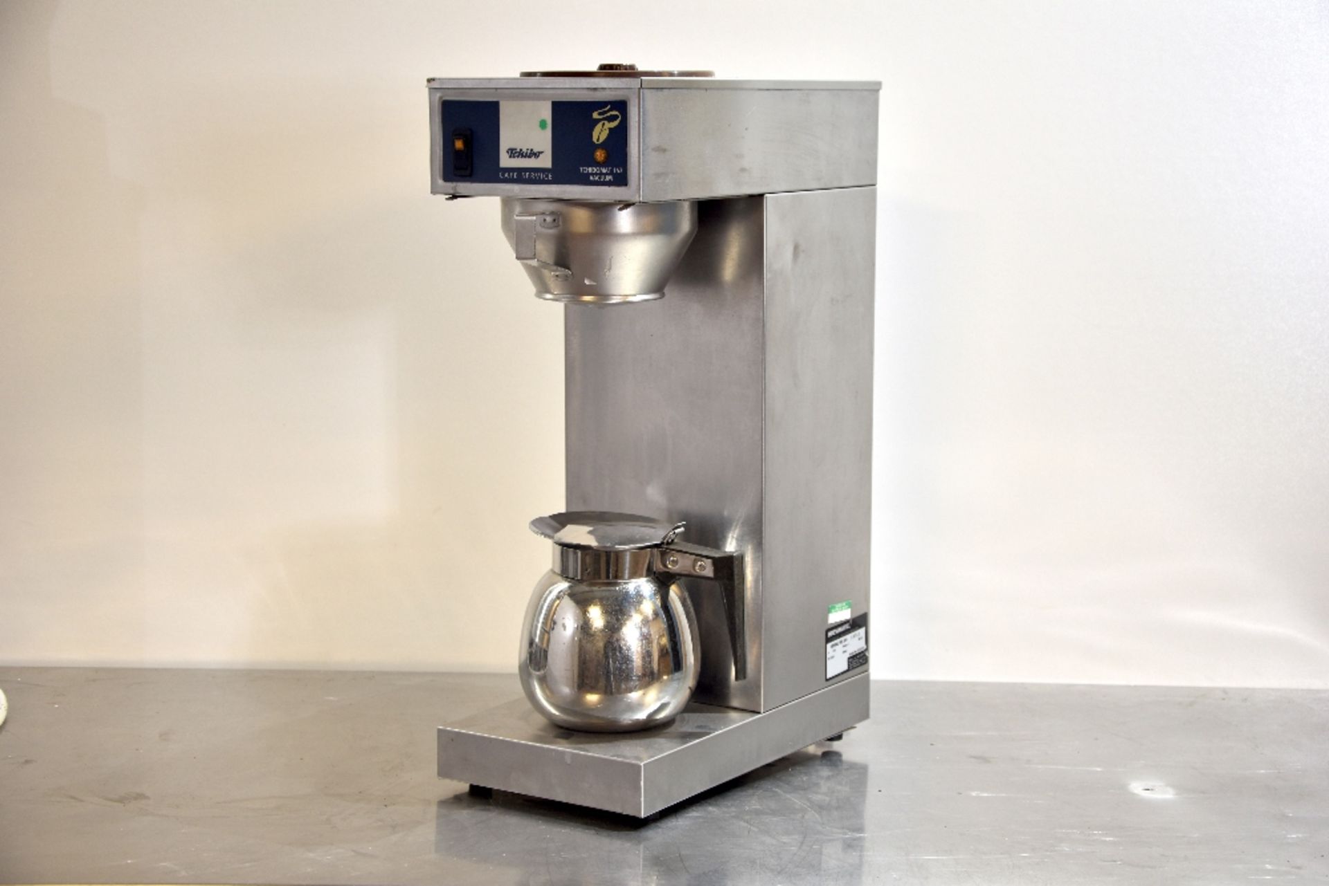 Tchibo Pour & Serve Coffee Machine