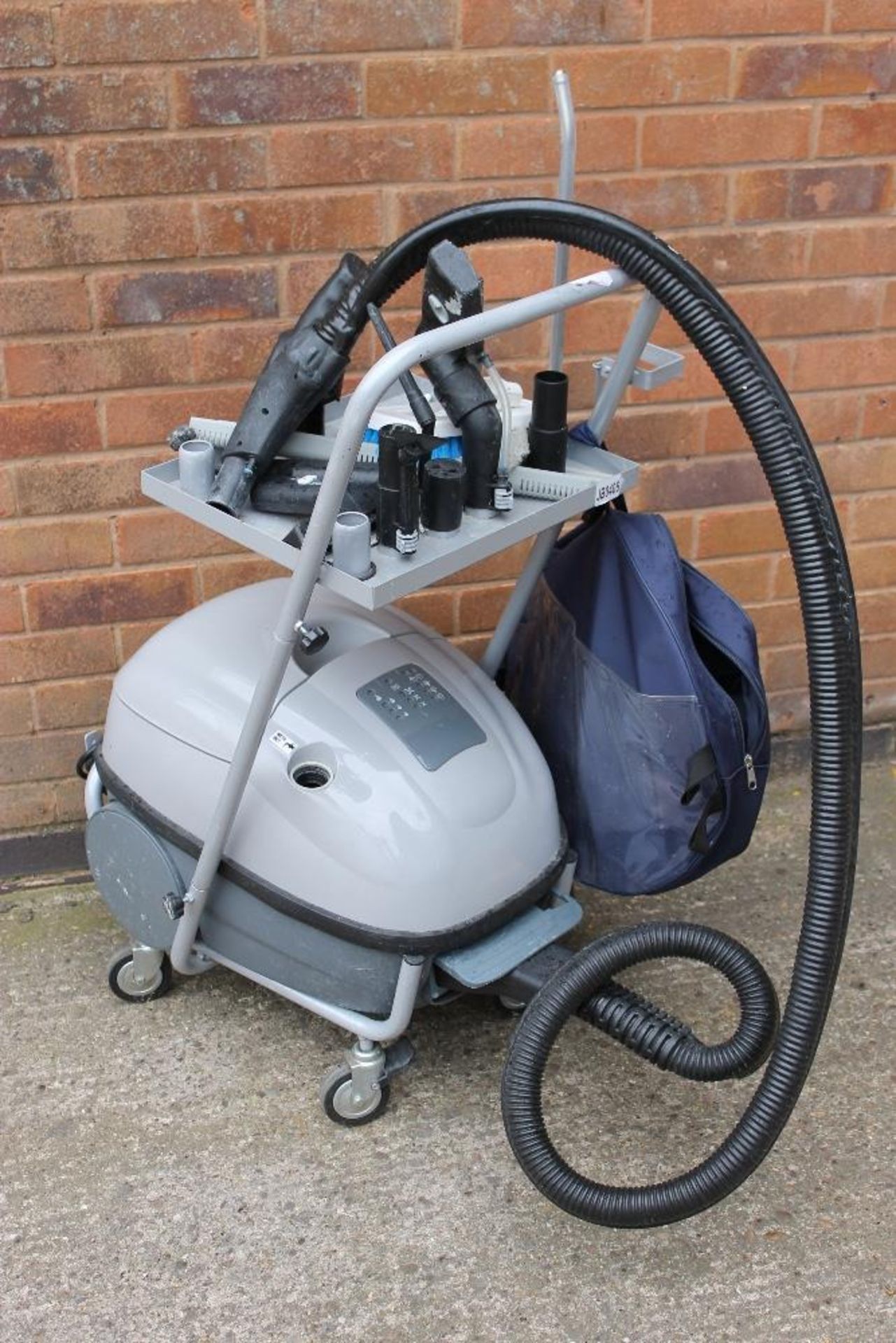 OSPREY DEEP CLEAN STEAMER – with attachments -1ph