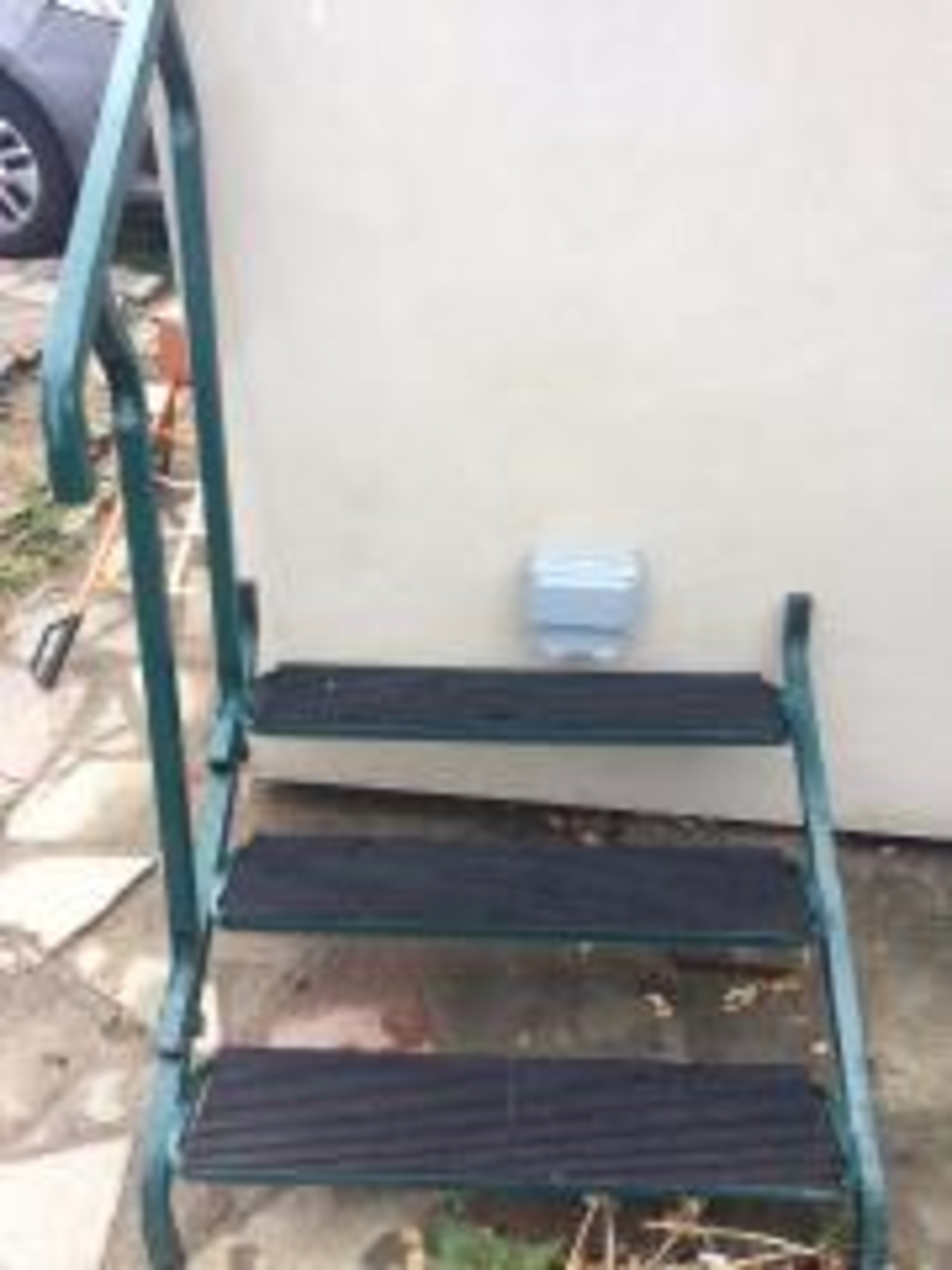 Set Caravan Steps – Buyer to collect from Orpington