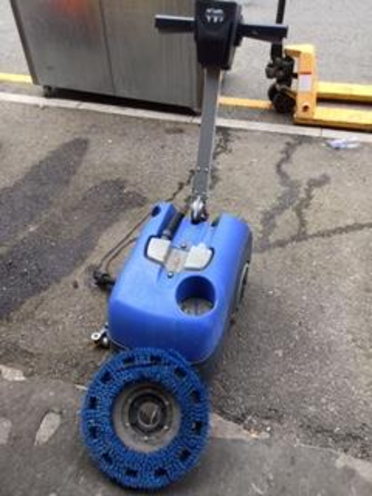 Numatic Floor Cleaning Machine – NO VAT - Image 2 of 2