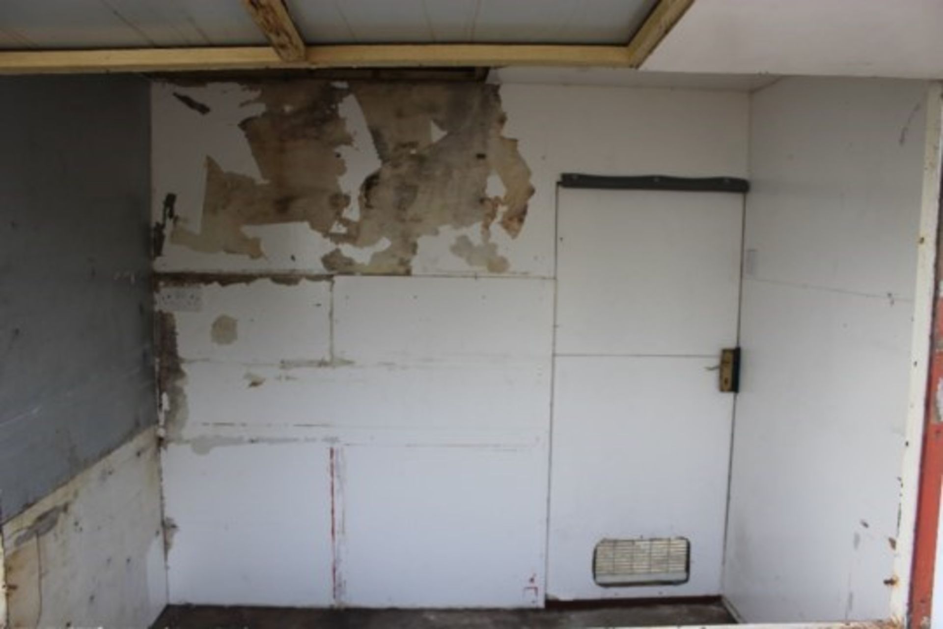 Catering Trailer 7ft x 5ft – Refurb Project - NO VAT This unit is available as a " Starter Unit “, - Image 9 of 12