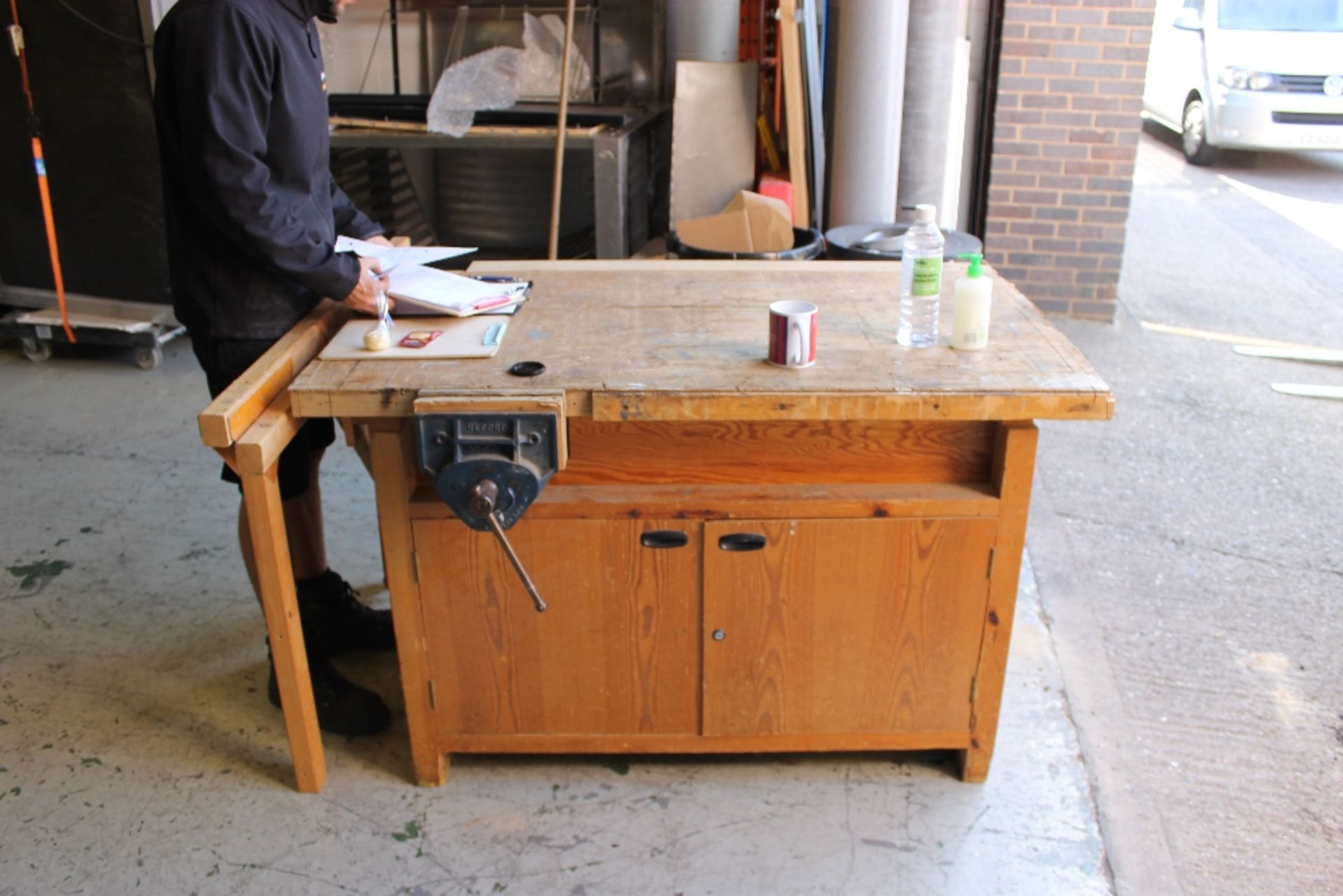 Wood Working Bench – with Vice + 130cm Extension & Under Cupboard Storage   W137cm + Extension 130cm - Image 3 of 4