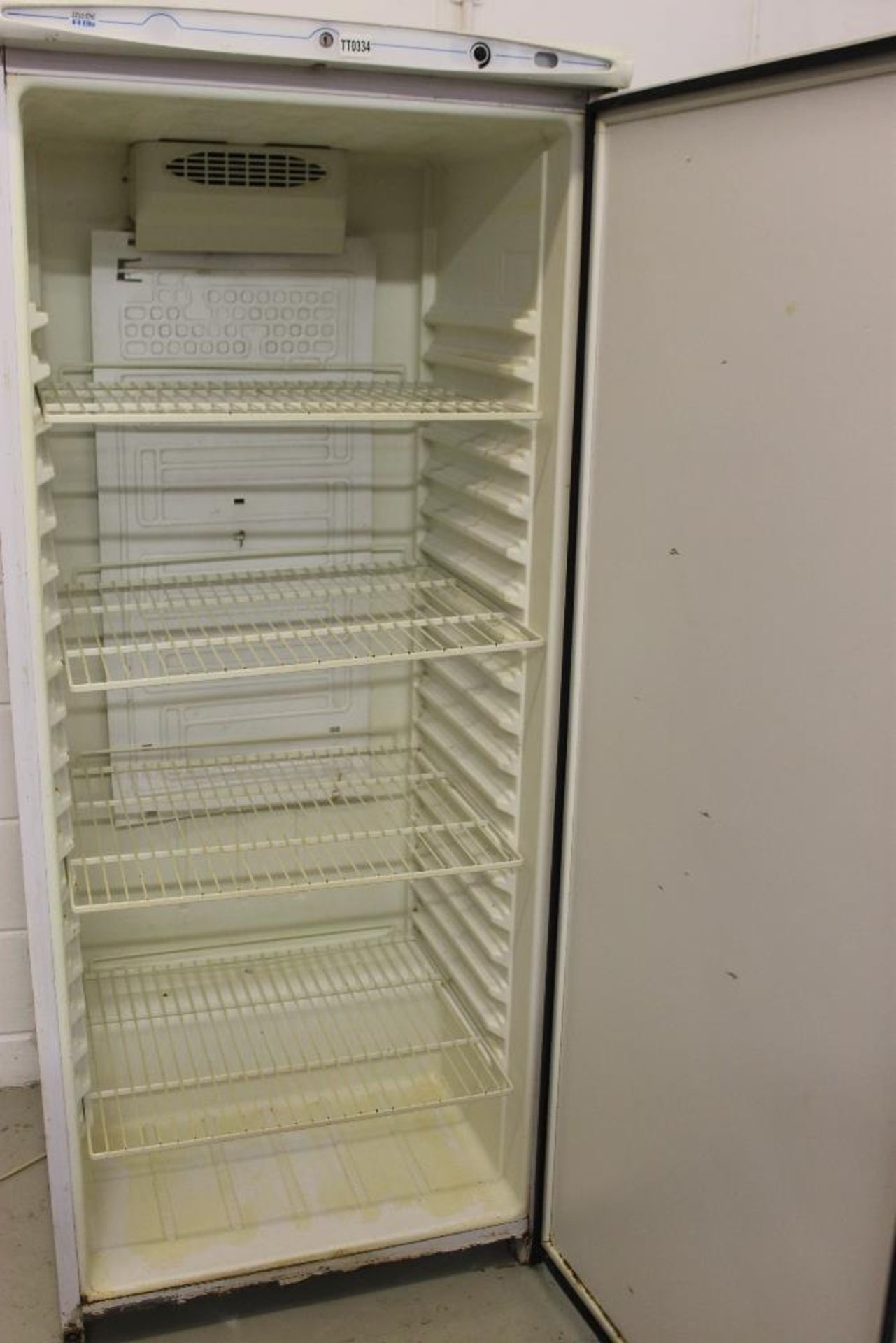 Mondial Elite Fridge – 4 Shelves - Image 2 of 2