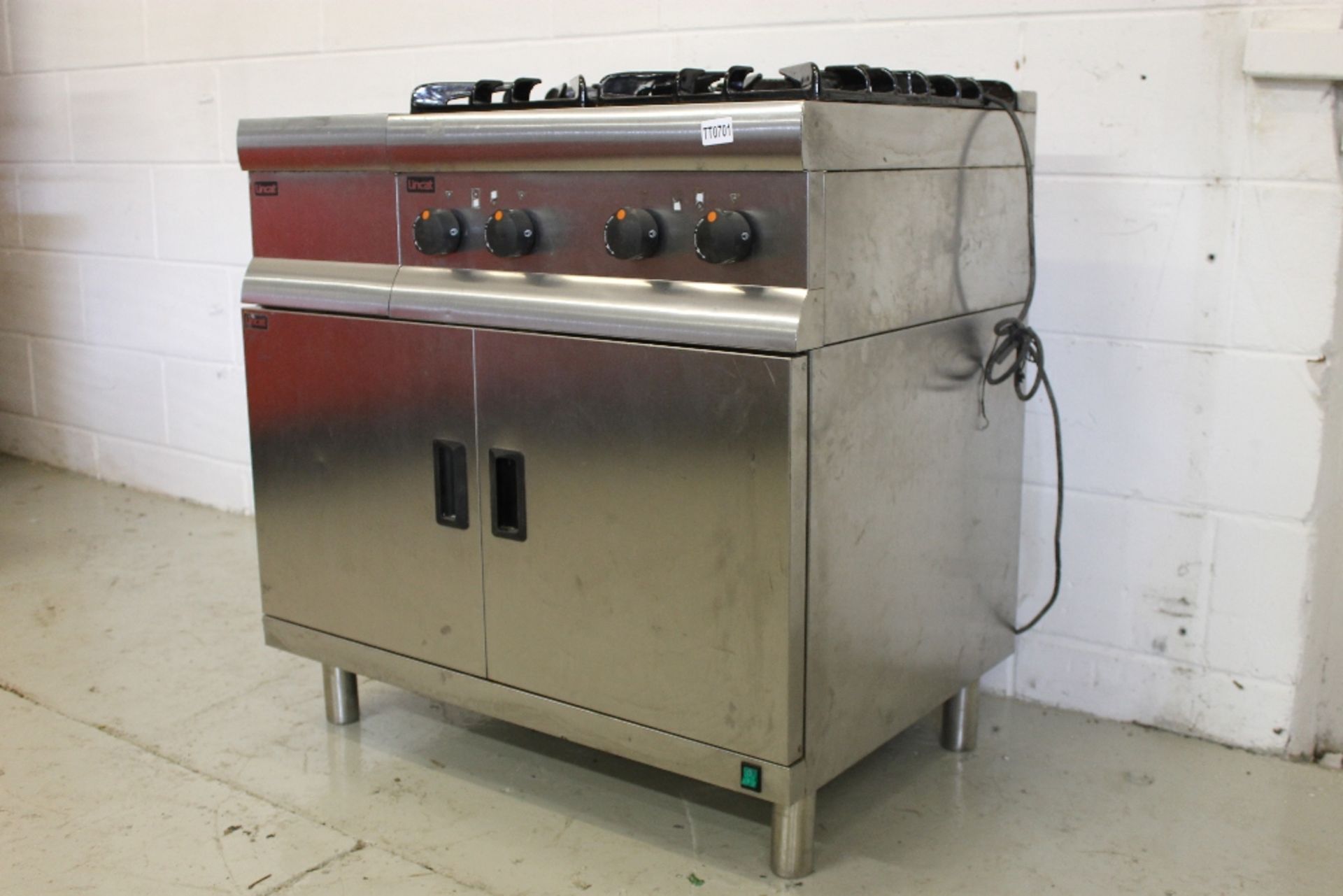 Lincat Tabletop Four Gas Burner Unit with Under Warmer Cupboard1-ph - Image 3 of 3