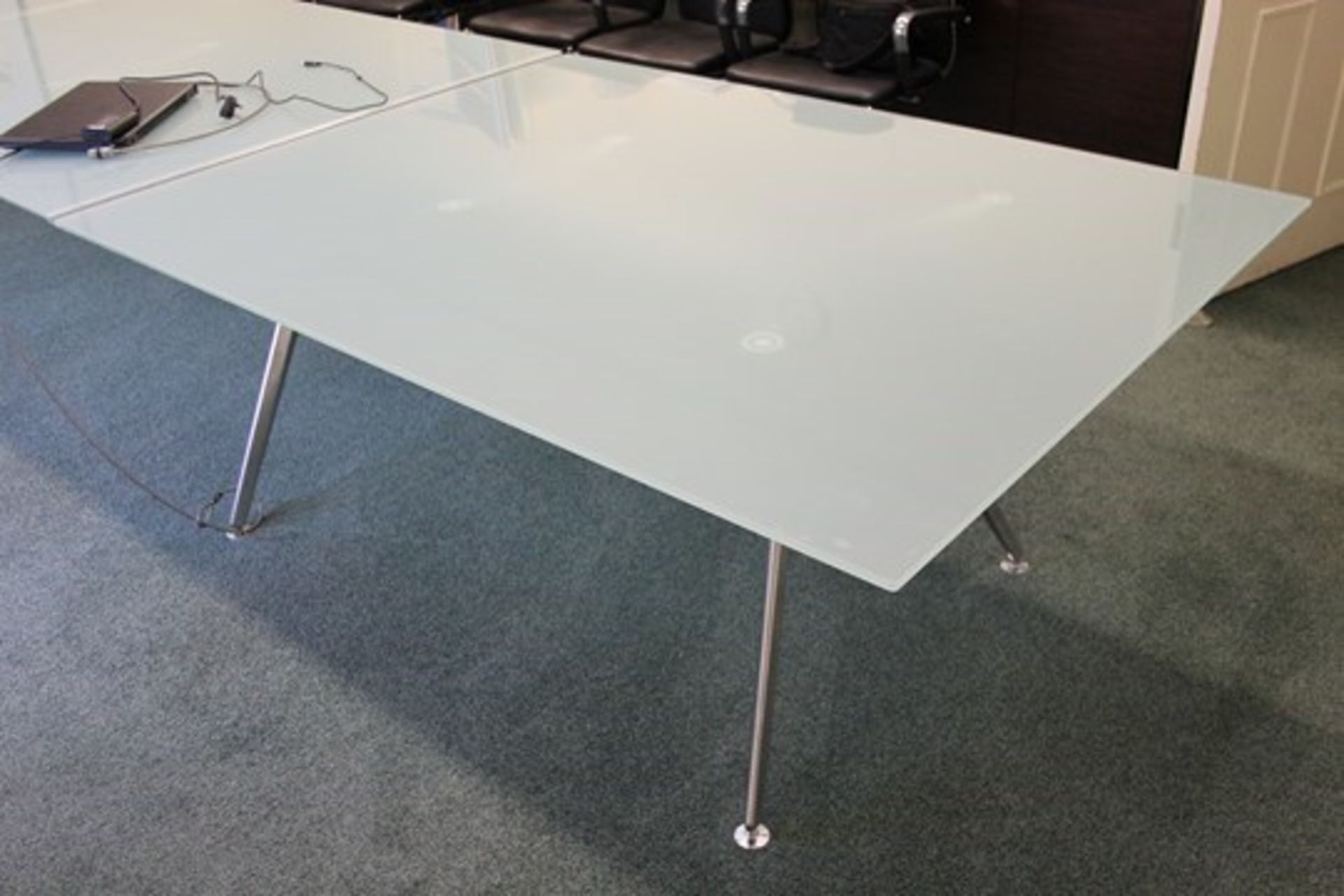 Italian made Huge Glass Board / Meeting Room Table - NO VAT Comes apart in 3 pieces – each glass - Image 5 of 5