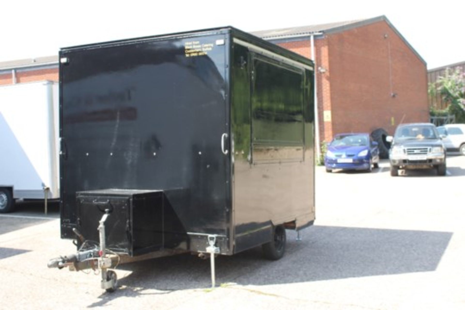 Catering Trailer – Black – 7ft x 5ft – Refurbished - NO VAT   Completely re-wired: New fuse box - Image 2 of 7