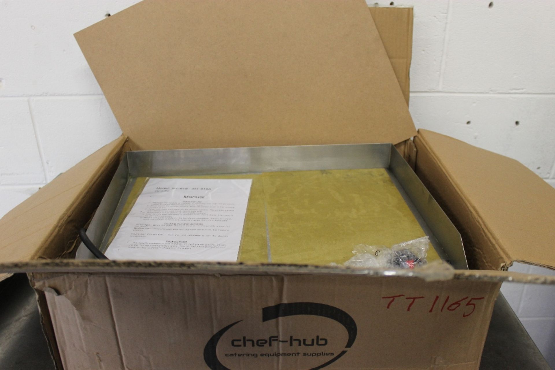 New & Boxed Chef Hub Double Electric Griddle / Hot Plate – Model XH820 -1ph   Tested Working - Image 3 of 4