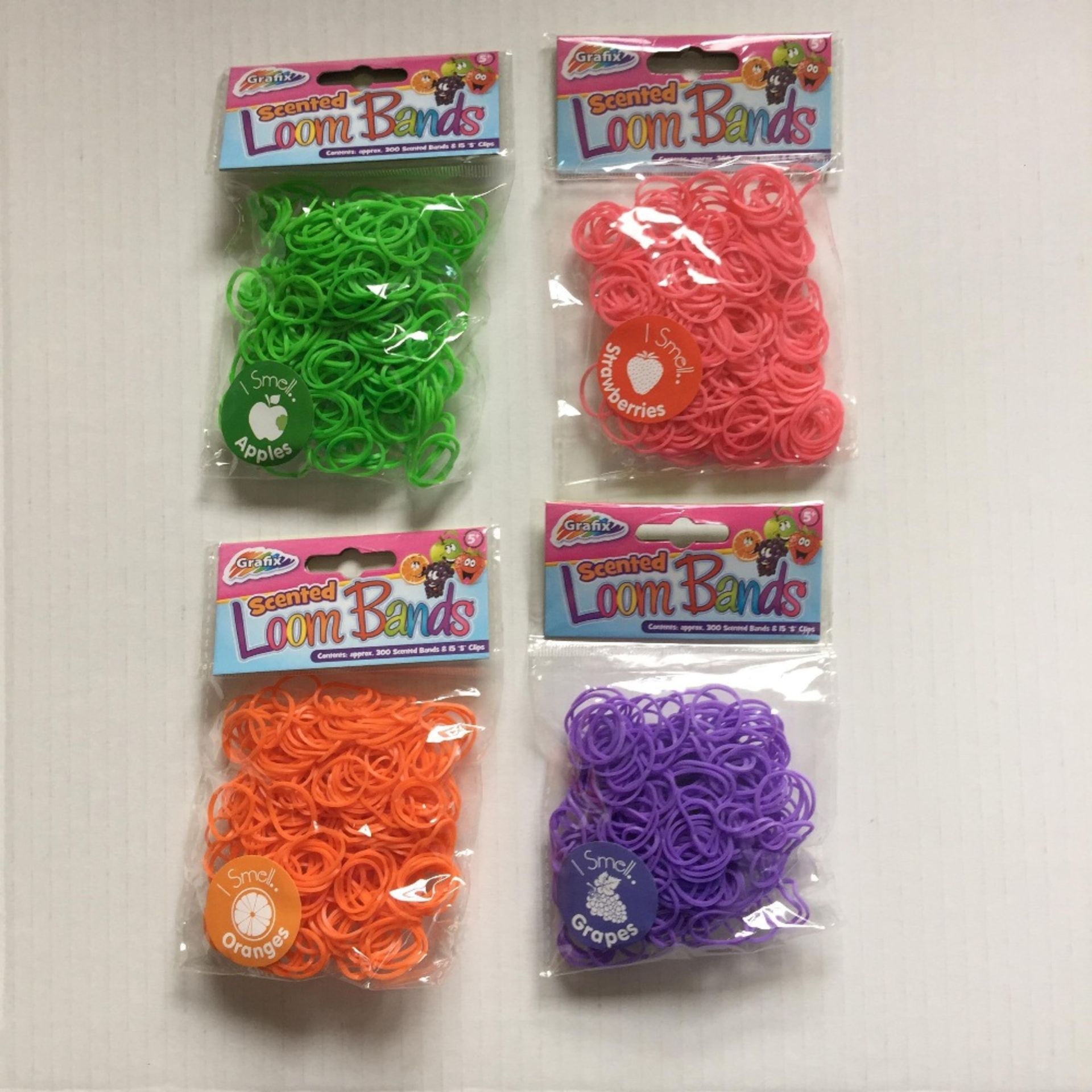 6000 packs of 300 scented loom bands Fruit aromas – NO VAT + FREE DELIVERY