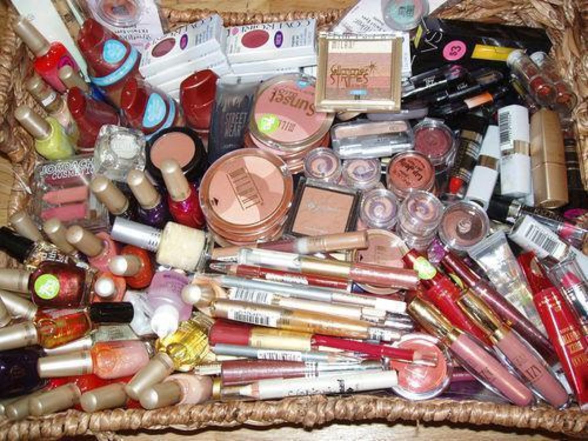 500 x shelf pull cosmetics – NO VAT + FREE DELIVERYAll items brand new, unused and full sizeSome may