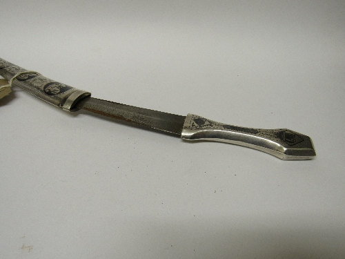 WWII era Middle Eastern marsh Arab knife, silver & niello. Estimate £75-85. - Image 3 of 3