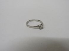 Platinium 950 high grade solitaire ring 0.33ct diamond size N Wt 3.1g. Estimate £225-250