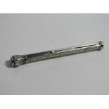 French S Morden & Co silver dual slide dipping pen & pencil. Estimate £10-20.