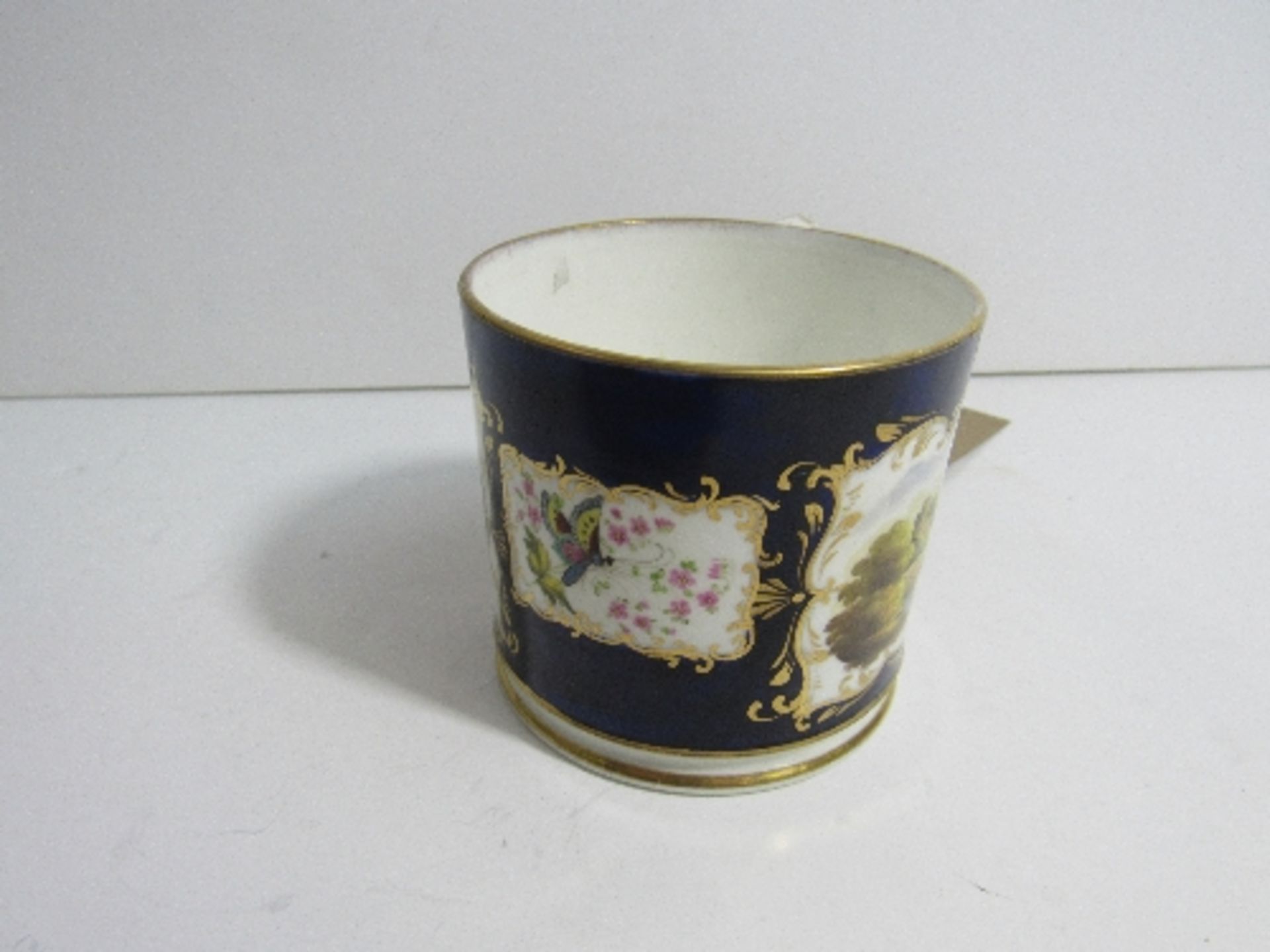 English circa 1820 china mug decorated with castle scenes. Estimate £80-100. - Image 3 of 3