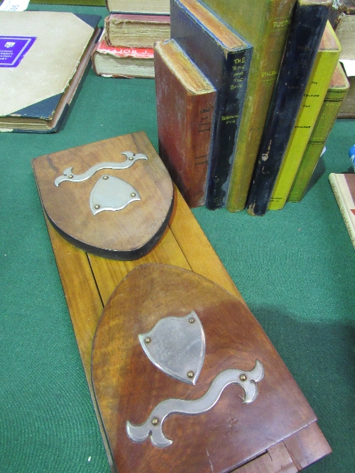 Pair of wooden bookends in the form of books & a wooden book slide. Estimate £10-20. - Image 2 of 2