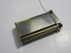 US Military WWII Hart DI long roller lighter. Estimate £10-20.