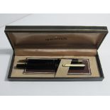 Sheaffer fountain pen and biro set in box. Estimate £20-30