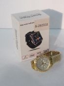 Smart watch & 1 other watch. Estimate £10-20.