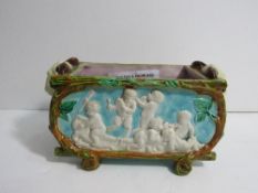 19th century Royal Worcester majolica jardinere edged in bark and foliage effect, decorated with