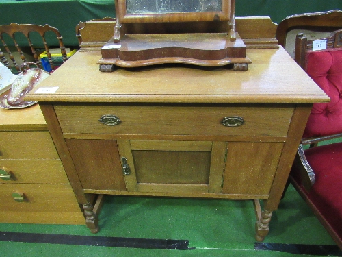 Oak wash stand with drawer over cupboard, 90cms x 46cms x 91cms. Estimate £20-30. - Image 2 of 2
