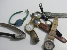 7 various watches. Estimate £10-20.