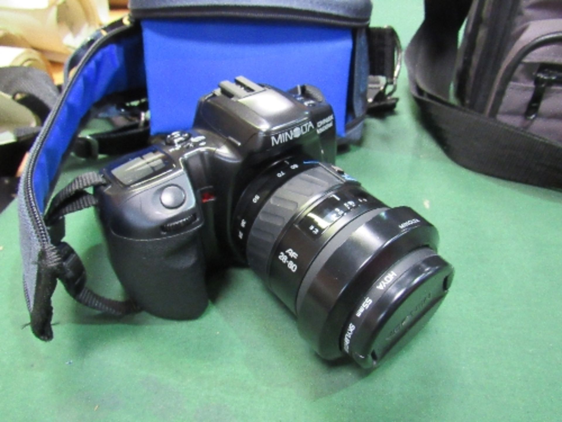 Minolta Dynax 500si camera in case & a Praktica DC1 electronic camera & lens c/w 3 other lenses, all - Image 2 of 2