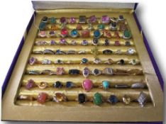 9ct, 10ct & silver assorted rings (total 80 rings). Estimate £1,350-1,500.