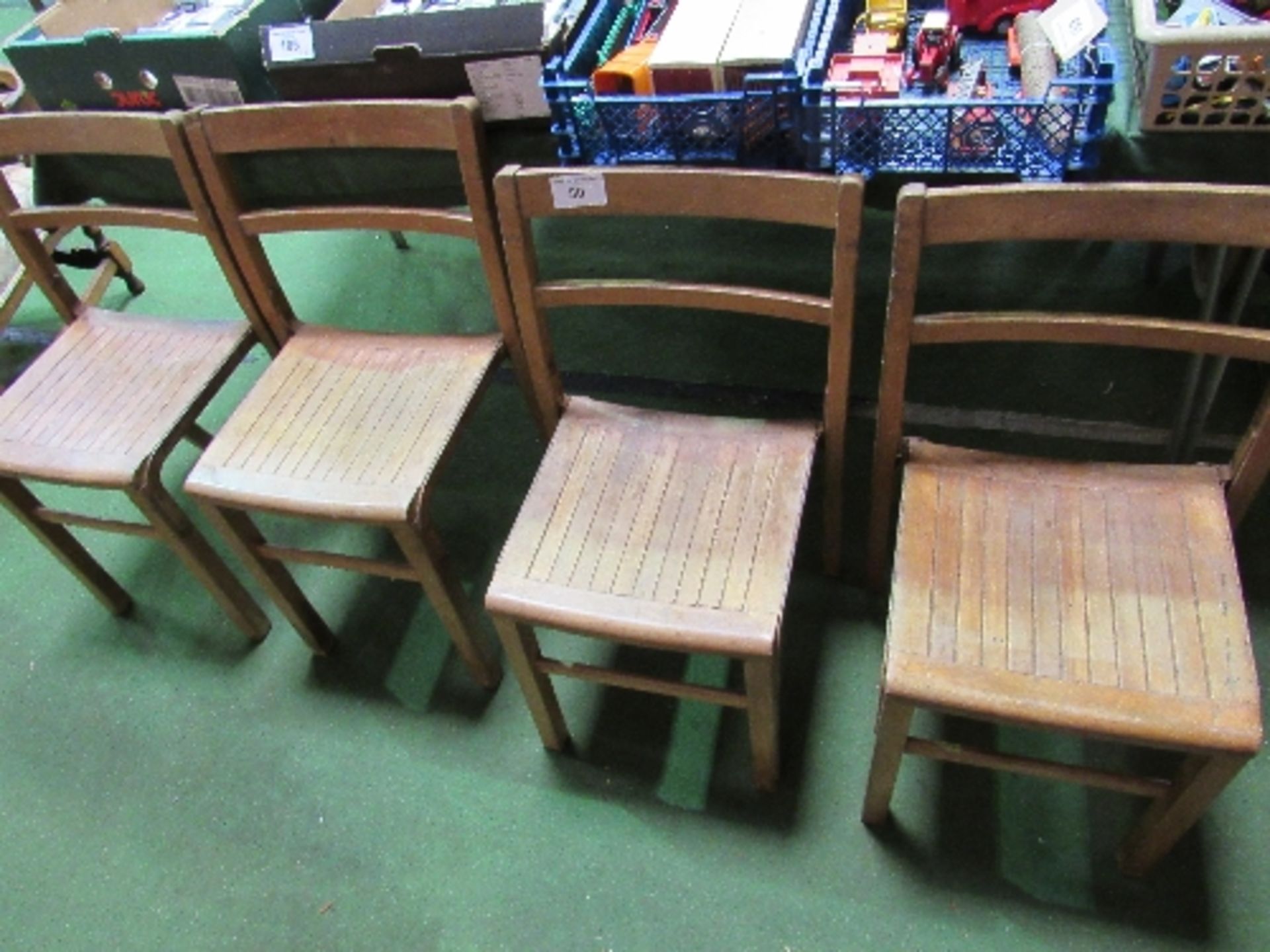 2+2 vintage school chairs. Estimate £10-20.