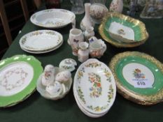 Qty of Aynsley chinaware. Estimate £20-30.